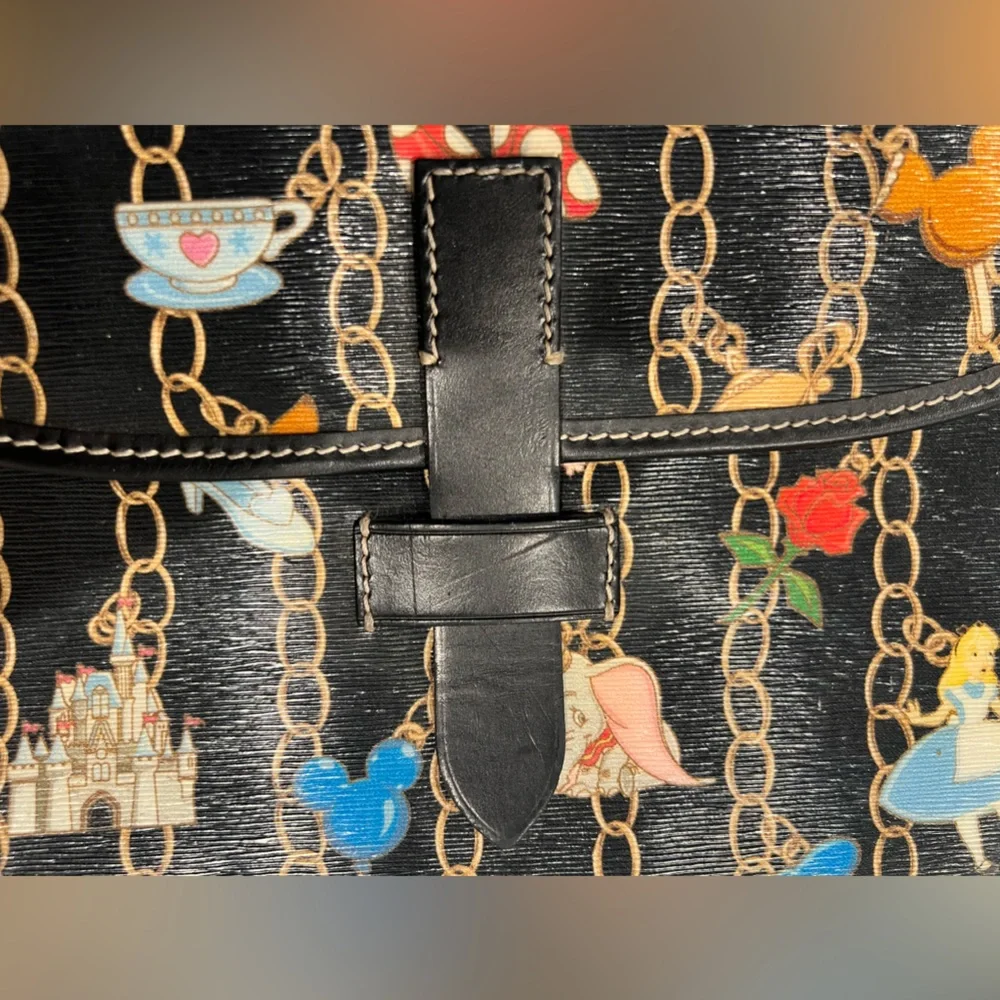 Dooney & Bourke Disney Parks Black Chains Link Folio Portfolio Ipad Case